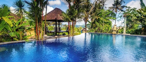 Outdoor pool, sun loungers