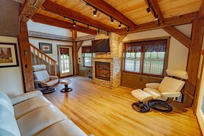 Televisio, takka, DVD-soitin