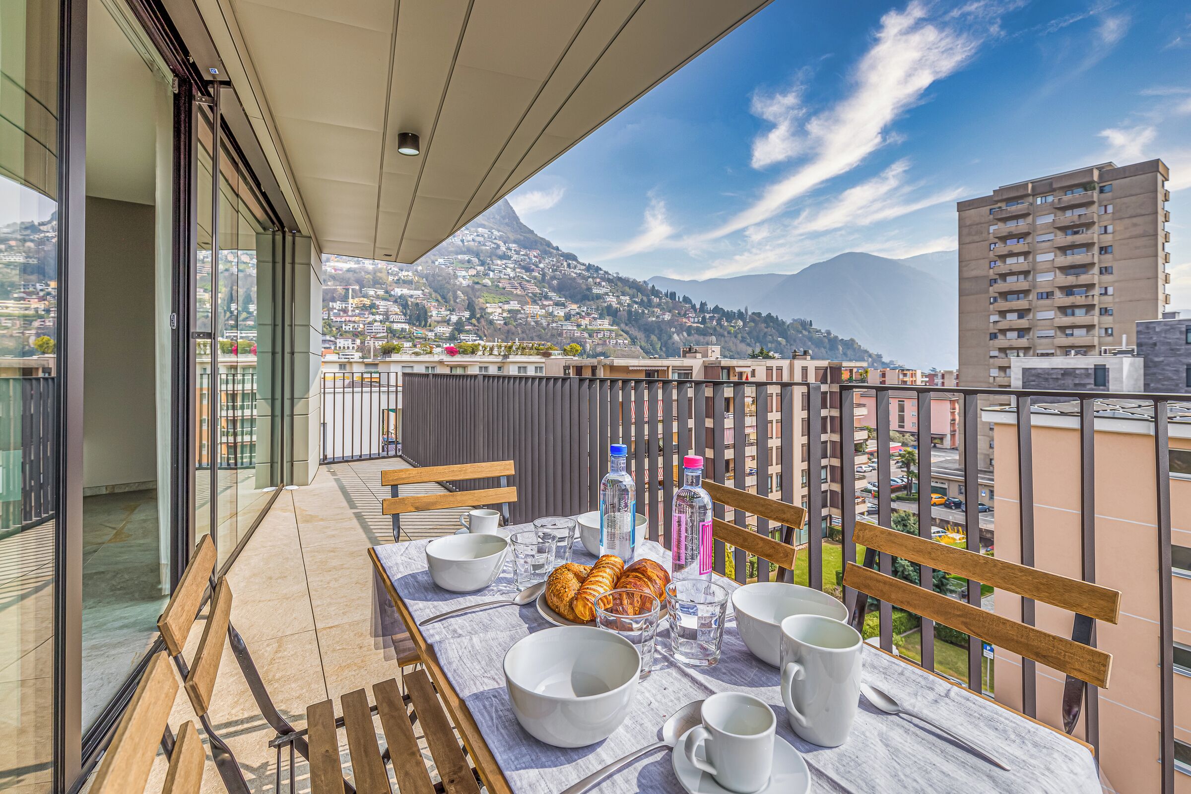 Apartamento família, 2 quartos, sacada (ICON H Lugano 602 Suite Executive) | Sacada
