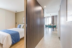Family Apartment, Multiple Bedrooms, 2 Bathrooms (ICON H Lugano 502 Suite Business) | Laptop workspace, iron/ironing board, free WiFi, bed sheets - ICON H Lugano – Luxury Suites & Apartments (Lugano)