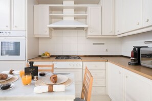 Fridge, microwave, oven, dishwasher