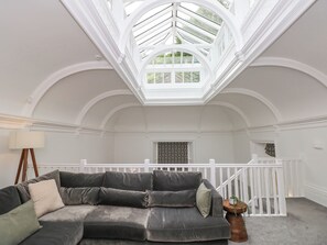 Cottage | Interior - The Kennedy House Stone Cross Mansion (Ulverston)