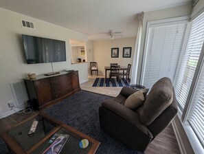 Smart TV - DAPHNE -  MOBILE BAY CONDO - Great location  (Daphne)
