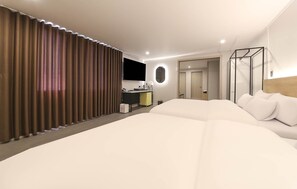 Premium bedding, down duvets, pillow-top beds, desk - Number 25 Hotel Sangdong (Mokpo)