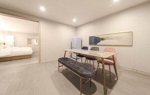 Living area - Number 25 Hotel Sangdong (Mokpo)