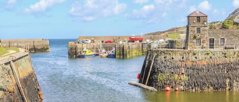 Cottage | Marina
