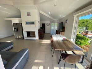 Interior - Near Soulac/mer architect-designed villa with pool and jacuzzi close to the ocean (Grayan-et-l'Hôpital)