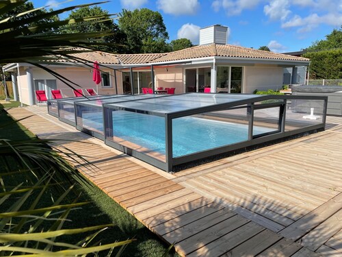 Proche Soulac/mer villa  d'architecte avec piscine , jacuzzi proche de l'océan