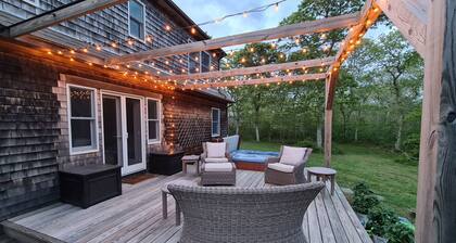 Chappaquiddick retreat-outdoor shower, hot-tub, decks, central AC-close to beach