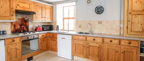 Cottage | Interior