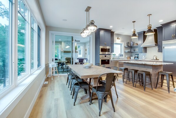 تناول الطعام