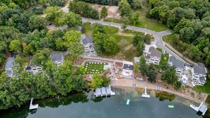 المنشأة من الخارج