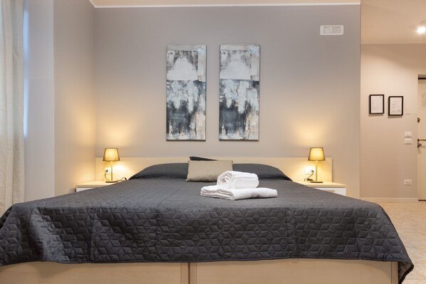 1 camera, Wi-Fi, lenzuola