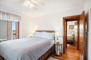 2 chambres, bureau, fer et planche à repasser, accès au Wi-Fi (inclus)