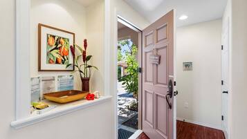 Villa, 3 Bedrooms | Interior