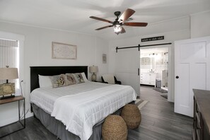 3 camere, ferro/asse da stiro, Wi-Fi gratuito, lenzuola