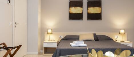 1 室のベッドルーム、WiFi、ベッドシーツ