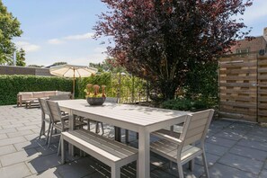 5 bedrooms - Family Villa Near the Ijsselmeer and Forrest (Rijs)