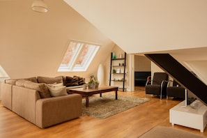 5 bedrooms