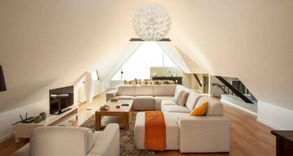 Family Villa Near the Ijsselmeer and Forrest With 5 Bathrooms