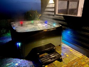 7 bedrooms, iron/ironing board