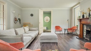 Room - Beautiful English Villa With Hottub (Zuidwolde)