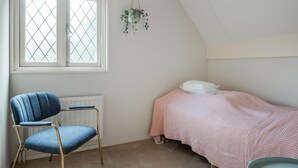 Room - Beautiful English Villa With Hottub (Zuidwolde)