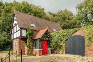 5 bilik tidur, Internet