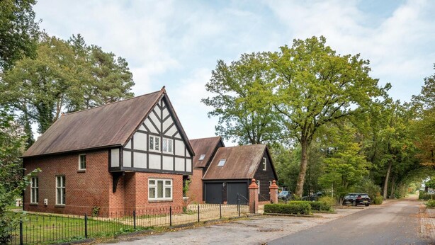 Room - Beautiful English Villa With Hottub (Zuidwolde)
