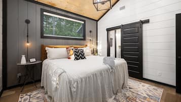 3 chambres, fer et planche à repasser, Wi-Fi gratuit, draps fournis