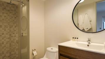 Doccia, asciugacapelli, asciugamani