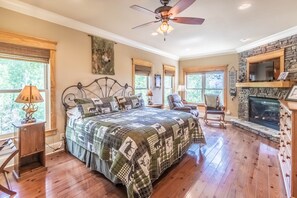 3 makuuhuonetta, ilmainen Wi-Fi, vuodevaatteet