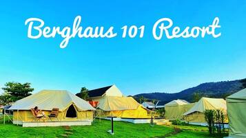 Supreme Tent | Terrace/patio