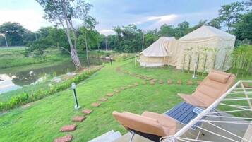 Supreme Tent | Courtyard view