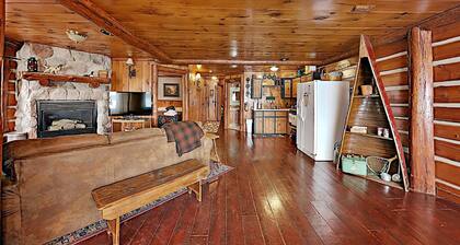 Grand Pines Cabin Number 2