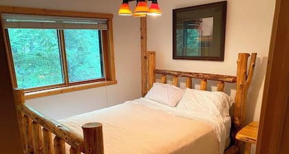 Buckhorn Lodge
