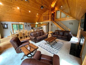 小屋, 多張床, 廚房 | 起居區