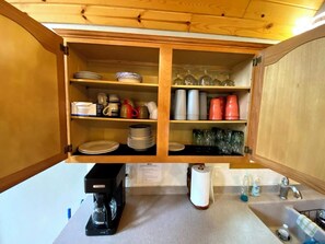 Cabin, Multiple Beds, Kitchen | Private kitchen | Coffee/tea maker