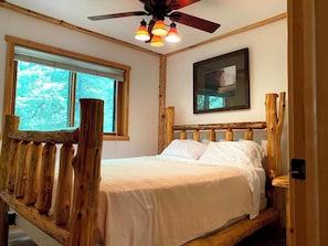 Cabin, Multiple Beds, Kitchen | 8 bedrooms, individually decorated, individually furnished, bed sheets