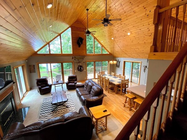 Cabin, Multiple Beds, Kitchen | Living area