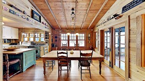 Dining - Legacy Point On Little Siss (Birchwood)