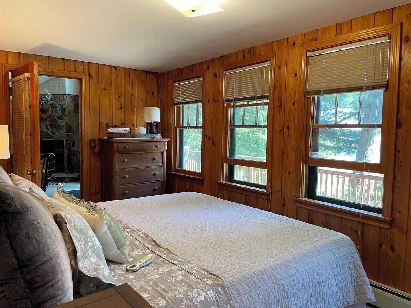 Cabin, Berbilang Katil, Kitchen | 3 bilik tidur, Wi-fi percuma, cadar katil 