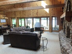 Cabin, Multiple Beds, Kitchen | Living room | 40-inch TV with cable channels