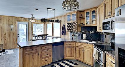 Oak Ridge Lake House