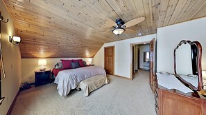 Cabin, Multiple Beds, Kitchen | 5 bedrooms, free WiFi, bed sheets - Ravensong Lodge (New Auburn)