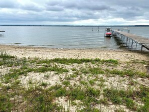 Beach nearby - Olson Bay Getaway (Edgerton)