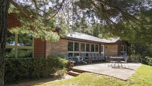 Terrace/patio - Sandys Beach House (Hayward)