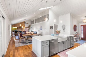 Cabin, Multiple Beds, Kitchen | Interior