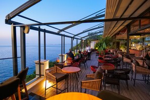 Bar (on property) - Hotel Miramare (Vlorë)
