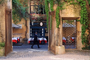 Restauration extérieure